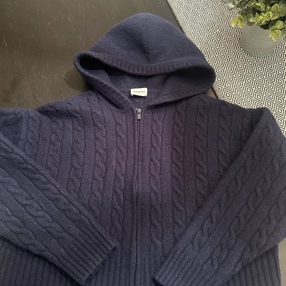Aritzia, Wilfred octavia zip